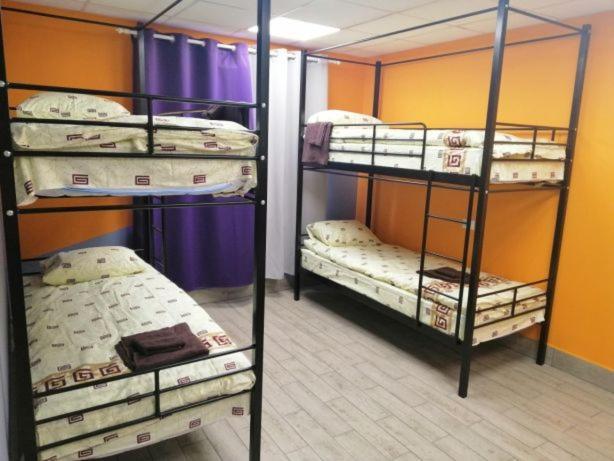 Hostel Meridian Kiev Rum bild